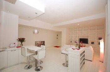 House & The - Vatican Appartement